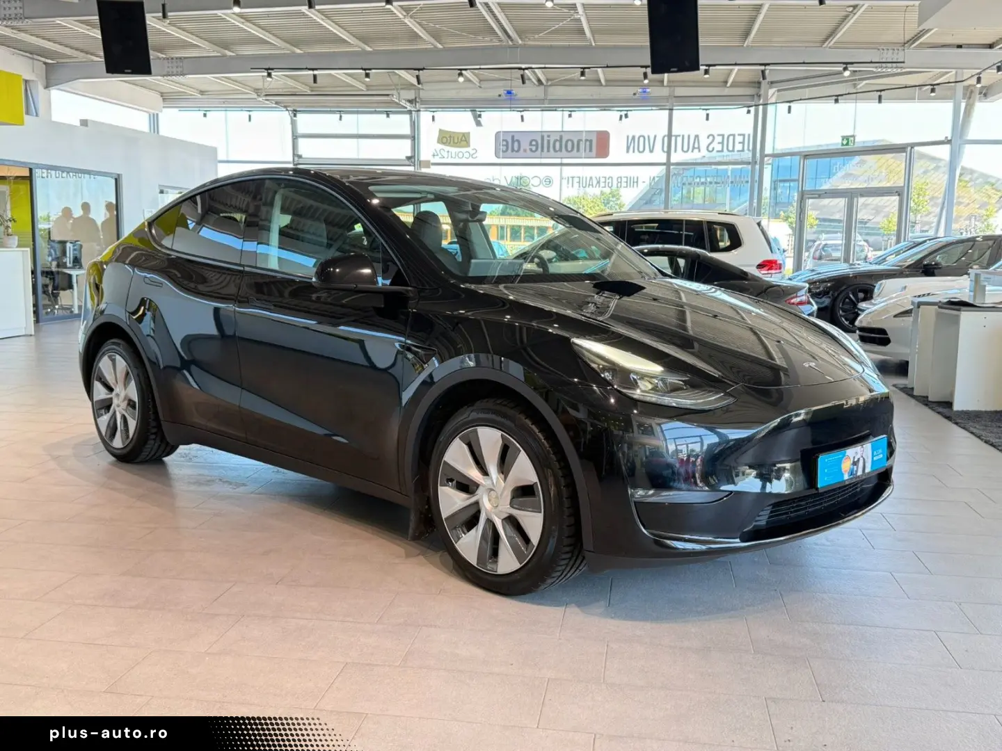 TESLA Model Y Long Range Dual AWD AHK abnehmbar
