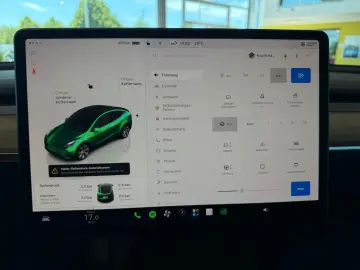 TESLA Model Y Long Range Dual AWD AHK abnehmbar