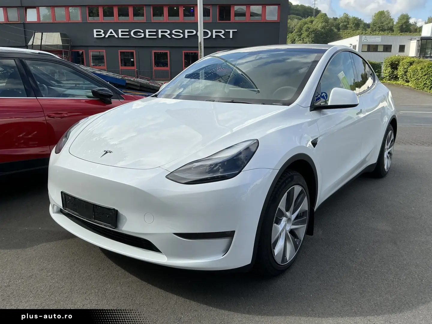 TESLA Model Y Long Range Dual AWD Leder Pano R.Cam