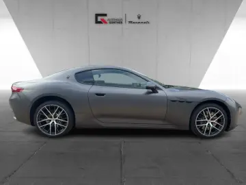 MASERATI GranTurismo Folgore Matt  Carbon 360 Comfort Pak
