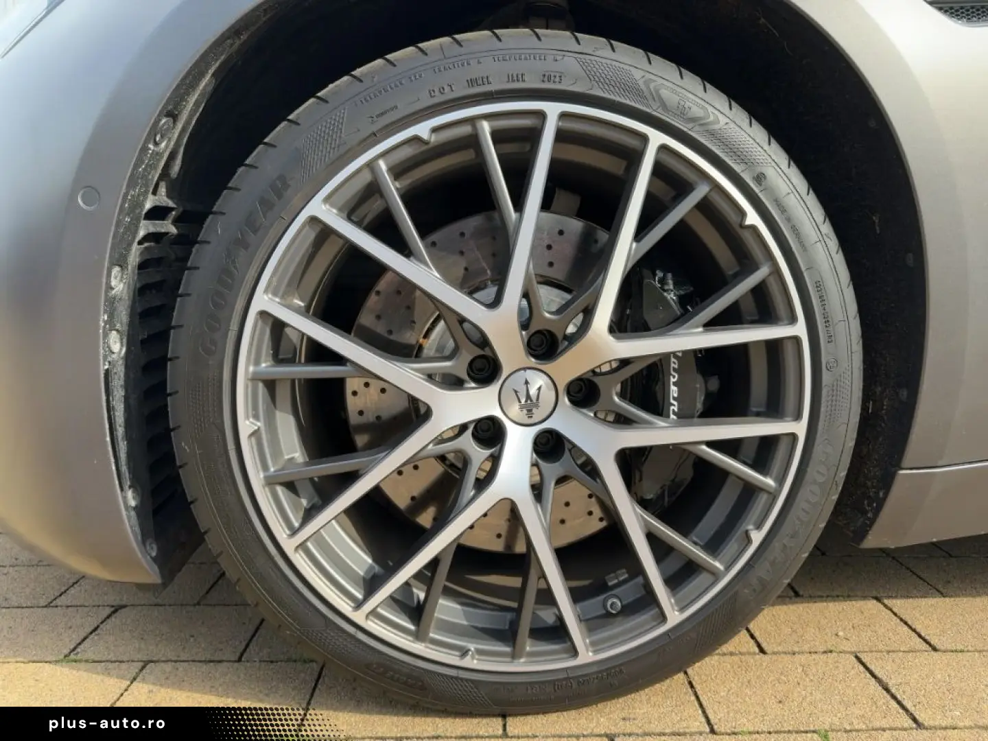 MASERATI GranTurismo Folgore Matt  Carbon 360 Comfort Pak