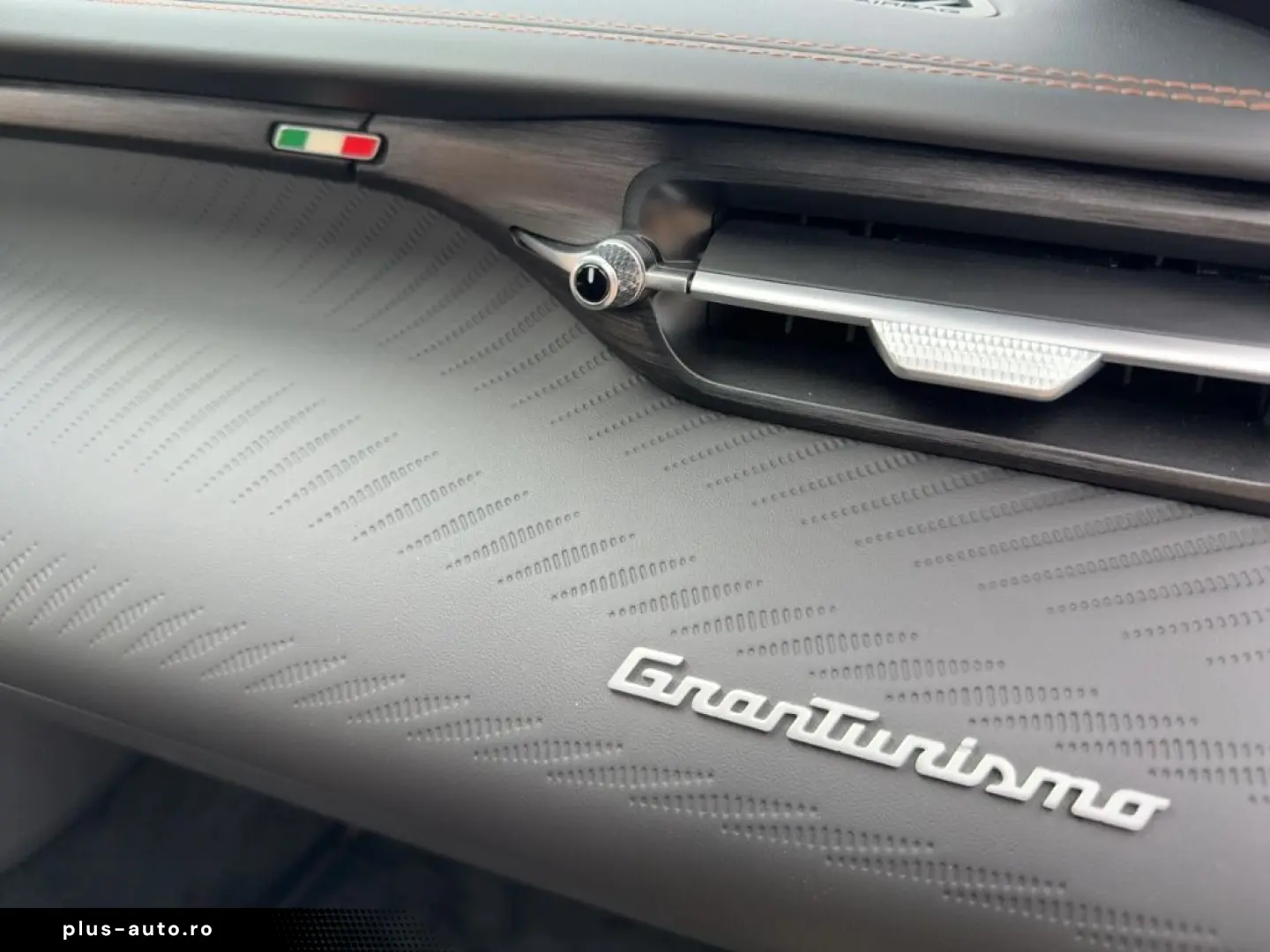MASERATI GranTurismo Folgore Matt  Carbon 360 Comfort Pak