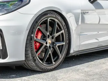 PORSCHE Panamera 4S E-Hybrid HD-LED HUD InnoDrive BOSE
