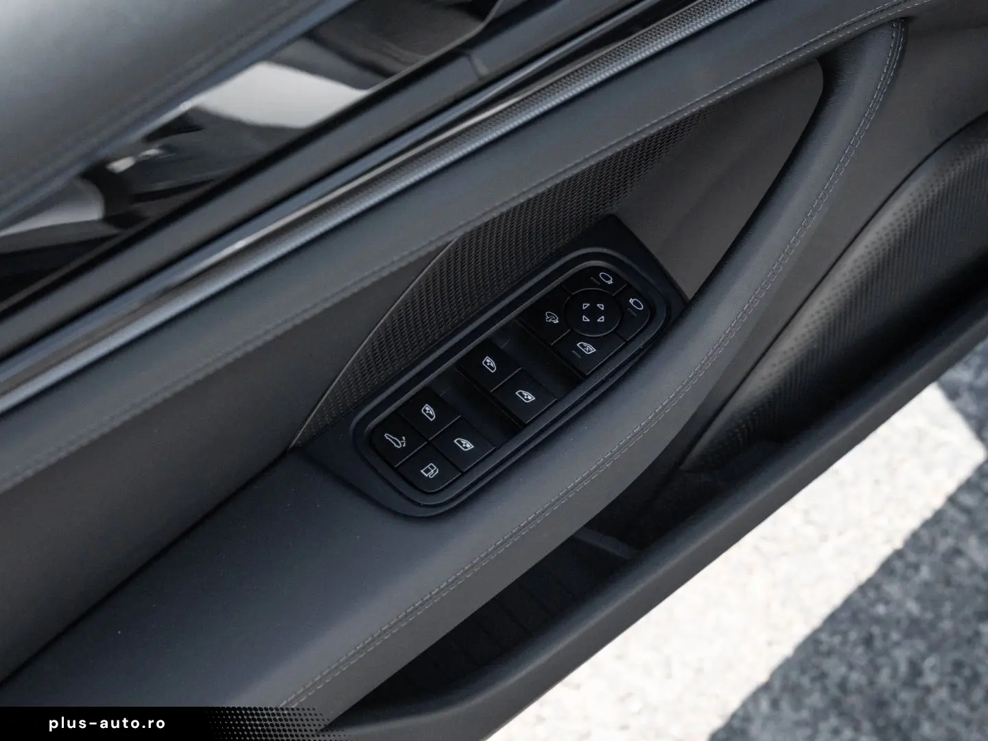 PORSCHE Panamera 4S E-Hybrid HD-LED HUD InnoDrive BOSE