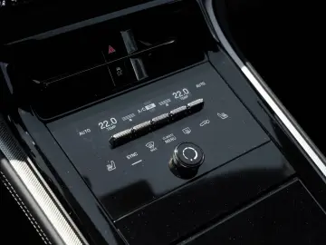 PORSCHE Panamera 4S E-Hybrid HD-LED HUD InnoDrive BOSE