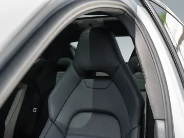 PORSCHE Panamera 4S E-Hybrid HD-LED HUD InnoDrive BOSE