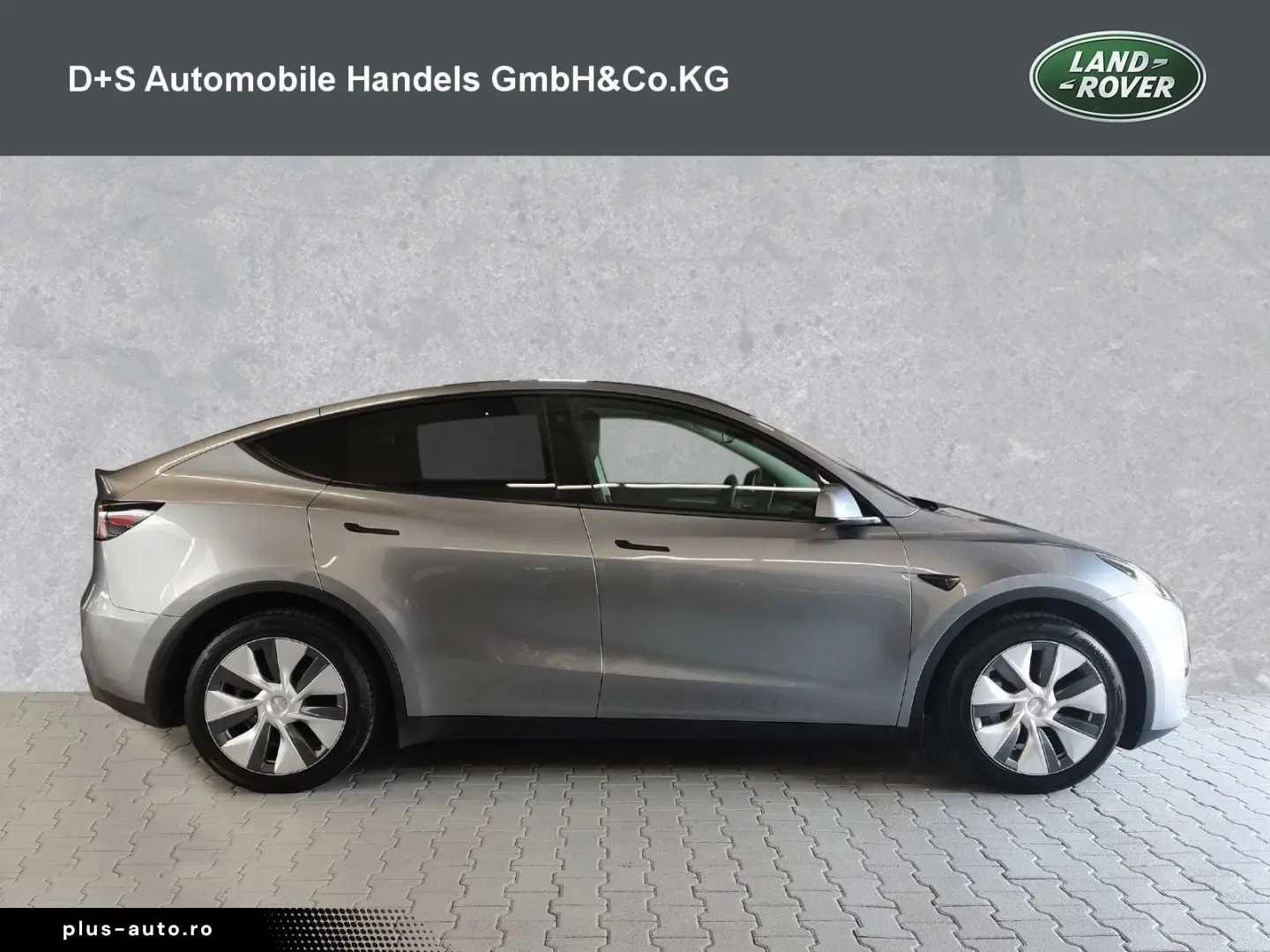 TESLA Model Y Long Range Dual AWD