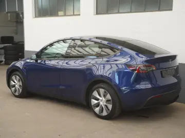 TESLA Model Y Long Range AWD  Mwst. ausweisbar