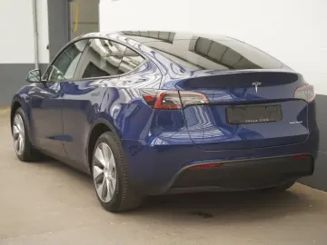 TESLA Model Y Long Range AWD  Mwst. ausweisbar