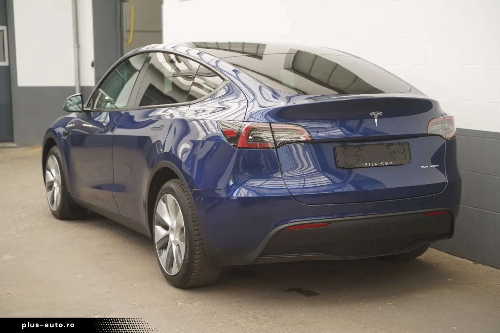 TESLA Model Y Long Range AWD  Mwst. ausweisbar
