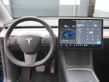 TESLA Model Y Long Range AWD  Mwst. ausweisbar