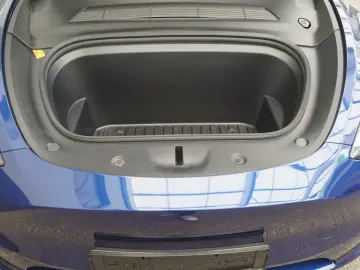 TESLA Model Y Long Range AWD  Mwst. ausweisbar