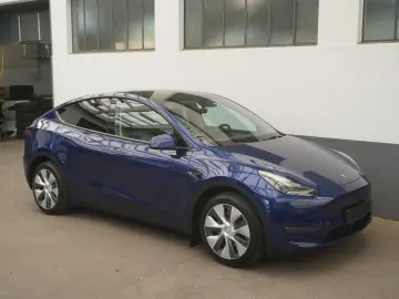 TESLA Model Y Long Range AWD  Mwst. ausweisbar