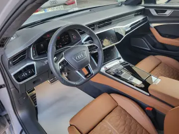 AUDI RS6 Avant 4.0 TFSI quattro Keram Pano B&O
