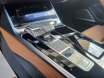 AUDI RS6 Avant 4.0 TFSI quattro Keram Pano B&O