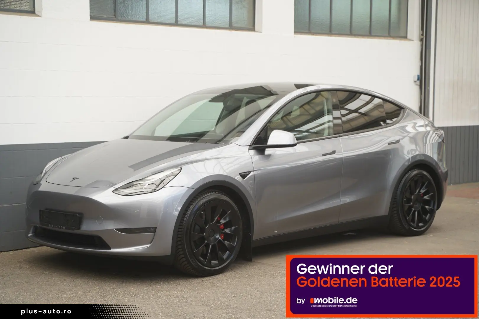 TESLA Model Y Long Range AWD  20-Zoll AHK