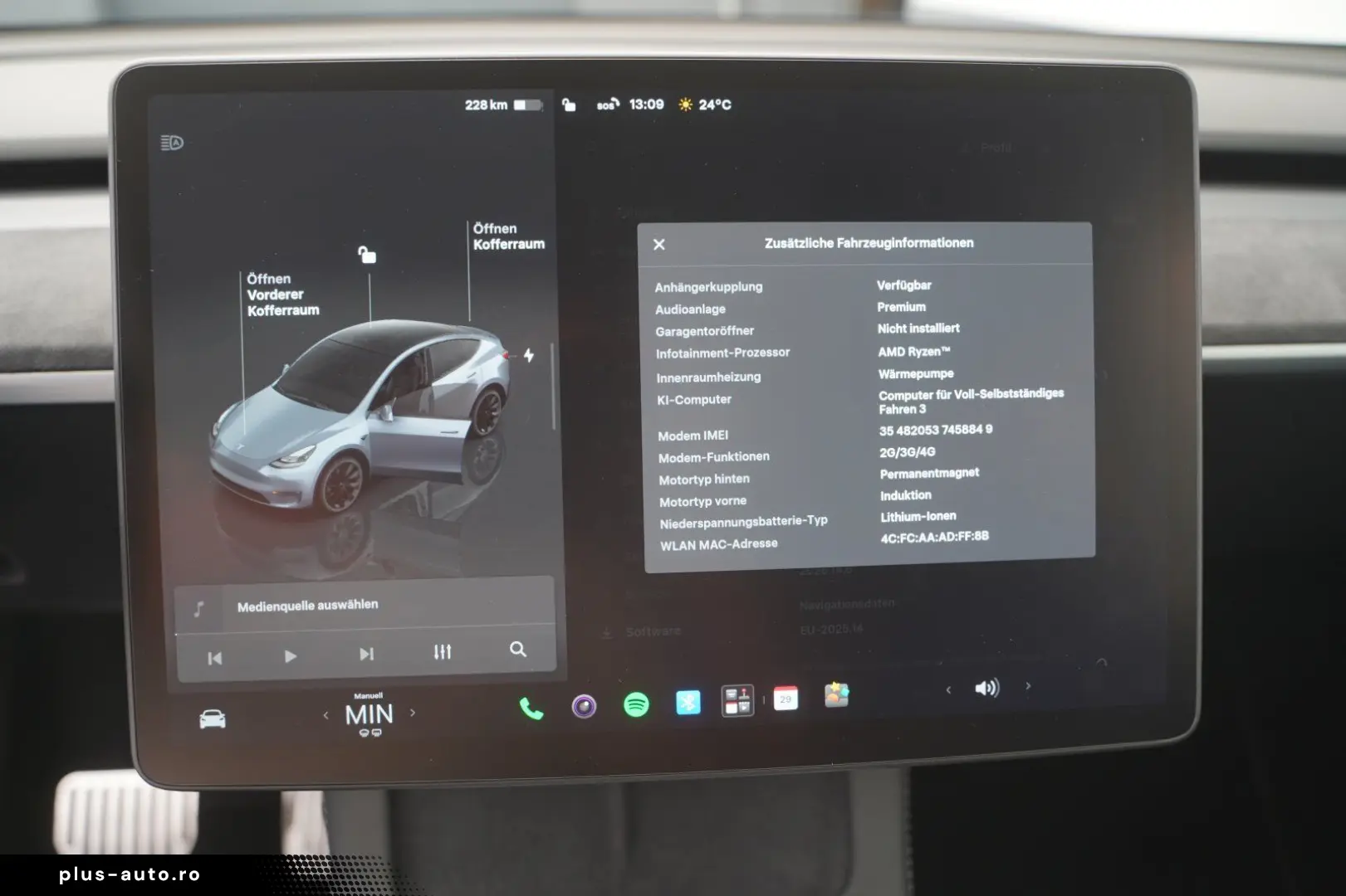 TESLA Model Y Long Range AWD  20-Zoll AHK