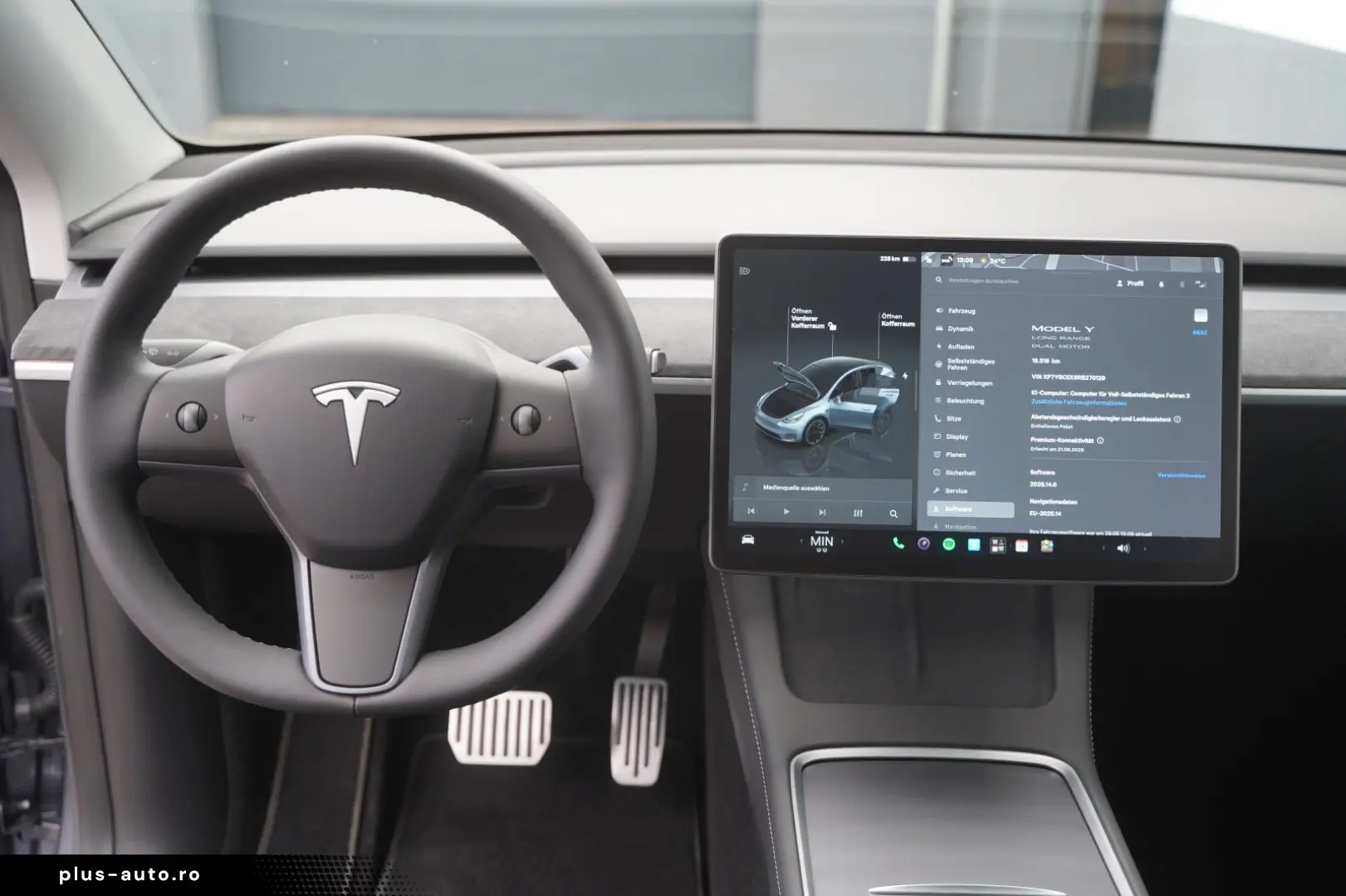 TESLA Model Y Long Range AWD  20-Zoll AHK