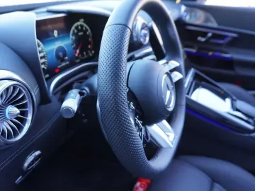 MERCEDES-BENZ SL AMG 63 4Matic nur 4000 KM