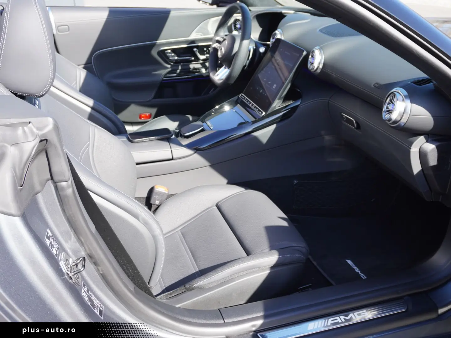 MERCEDES-BENZ SL AMG 63 4Matic nur 4000 KM