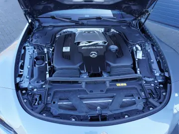 MERCEDES-BENZ SL AMG 63 4Matic nur 4000 KM