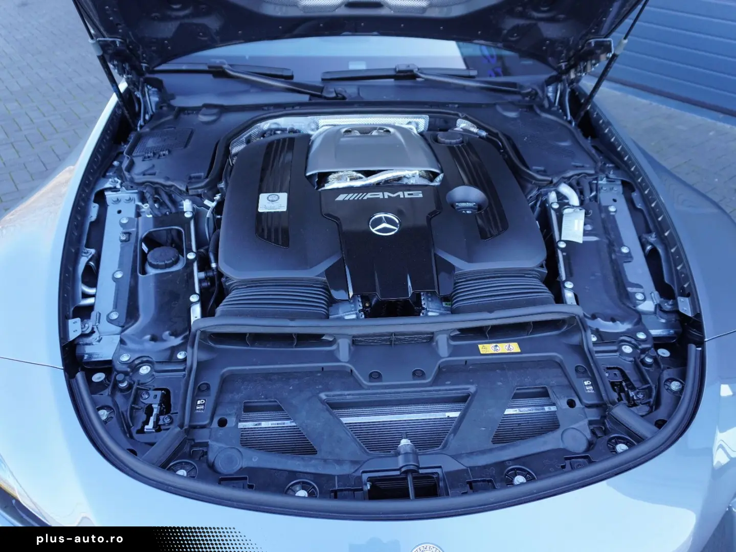 MERCEDES-BENZ SL AMG 63 4Matic nur 4000 KM
