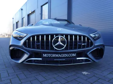 MERCEDES-BENZ SL AMG 63 4Matic nur 4000 KM