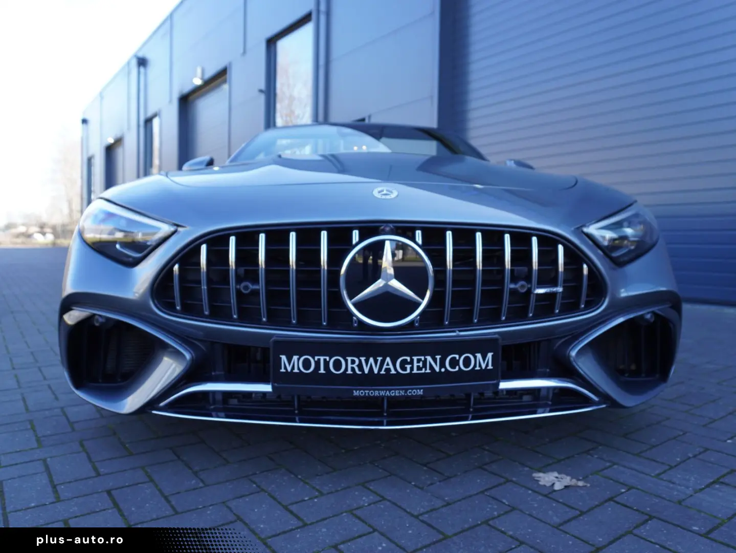 MERCEDES-BENZ SL AMG 63 4Matic nur 4000 KM