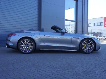 MERCEDES-BENZ SL AMG 63 4Matic nur 4000 KM