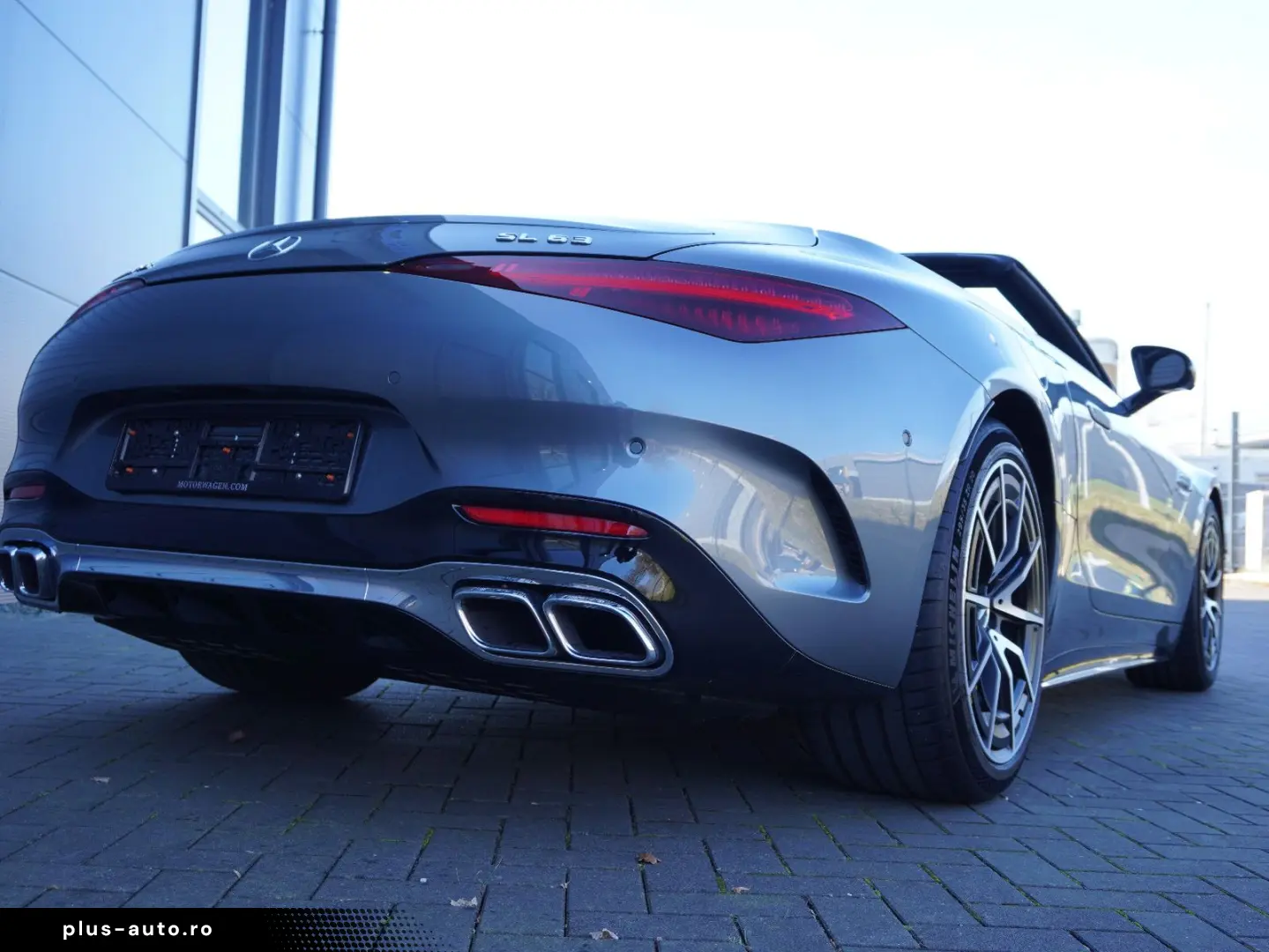MERCEDES-BENZ SL AMG 63 4Matic nur 4000 KM