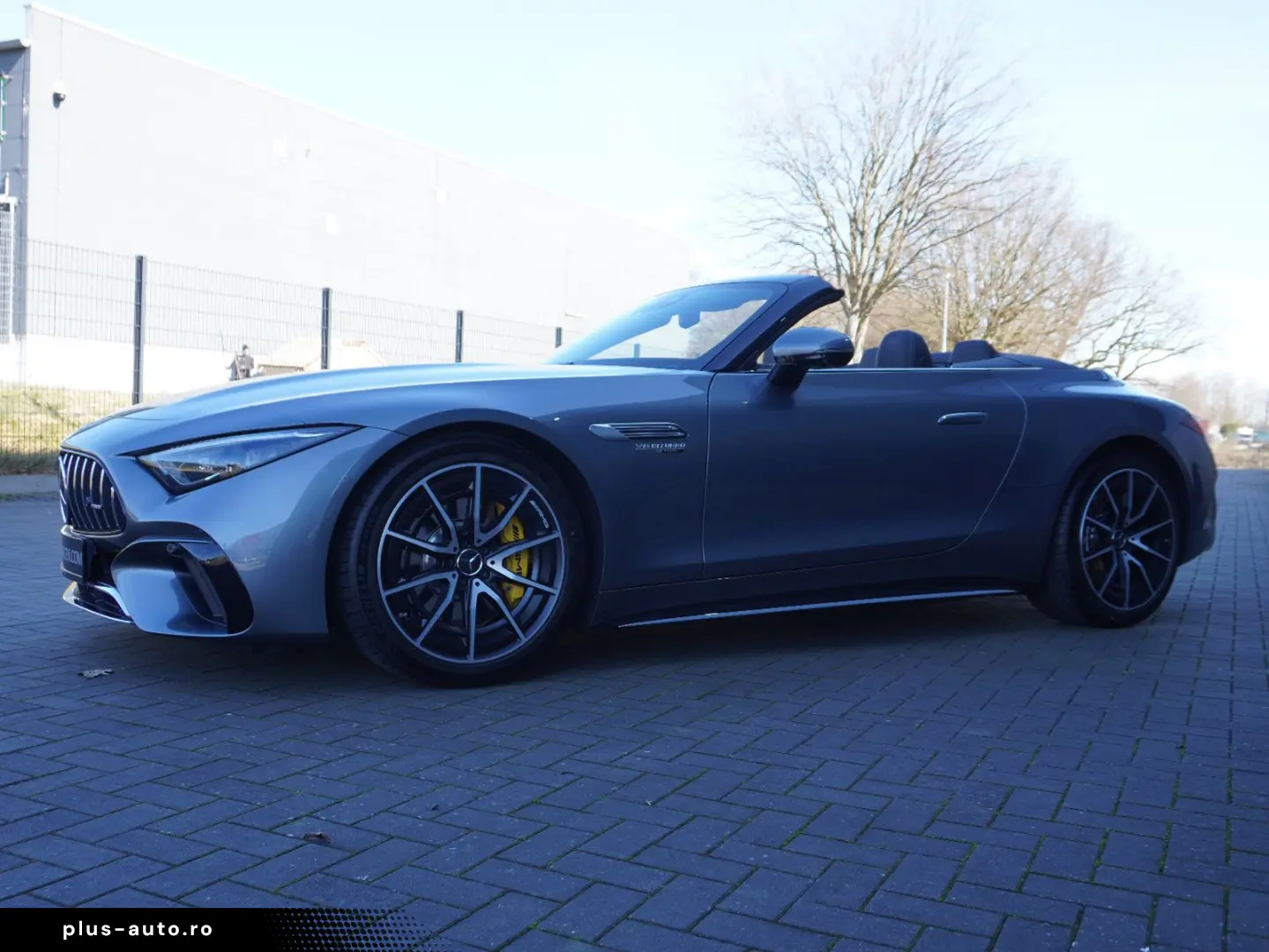 MERCEDES-BENZ SL AMG 63 4Matic nur 4000 KM