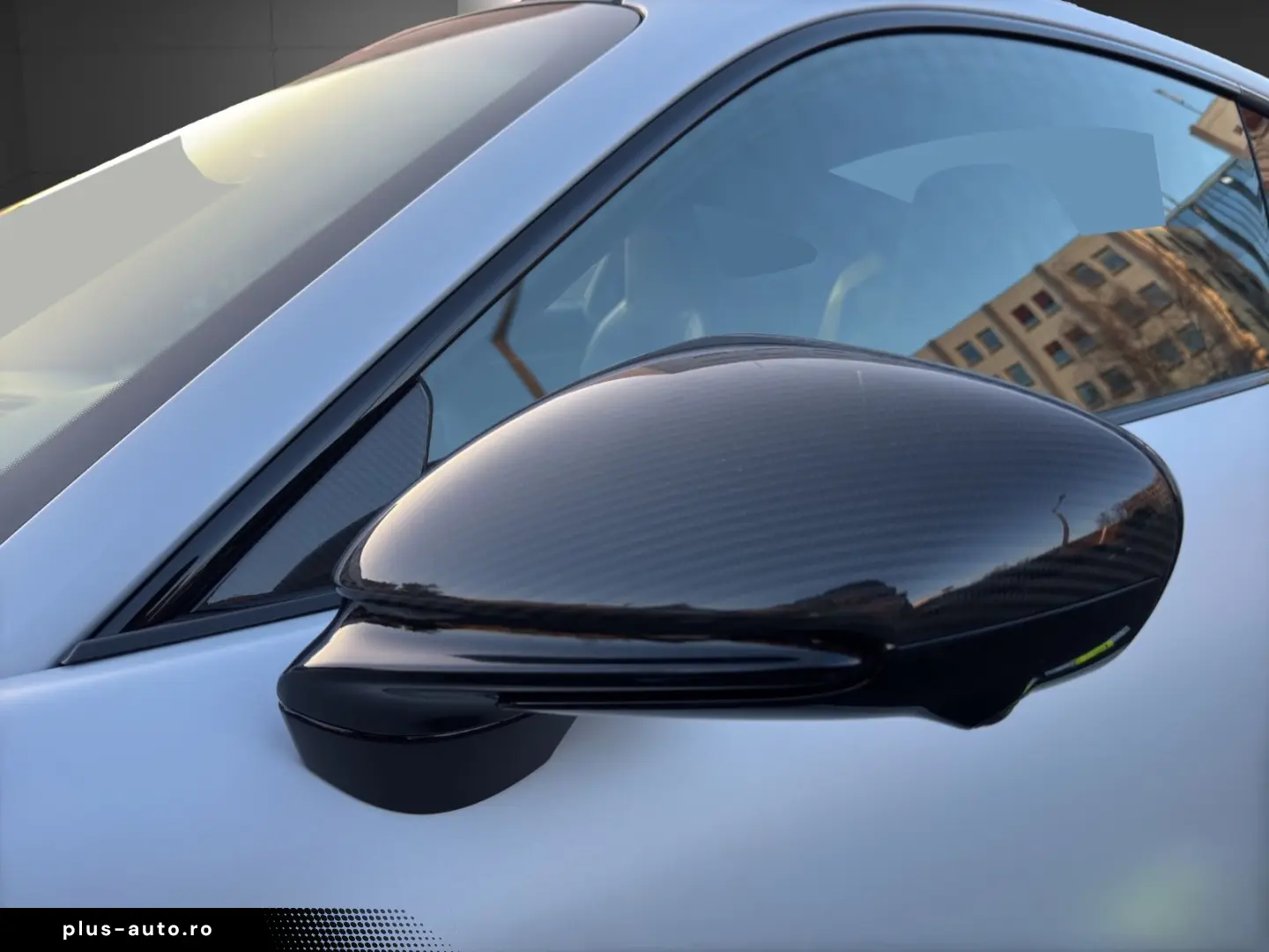 PORSCHE 911 992 Turbo S  Sport  Lift  Carbon  Leichtbau.