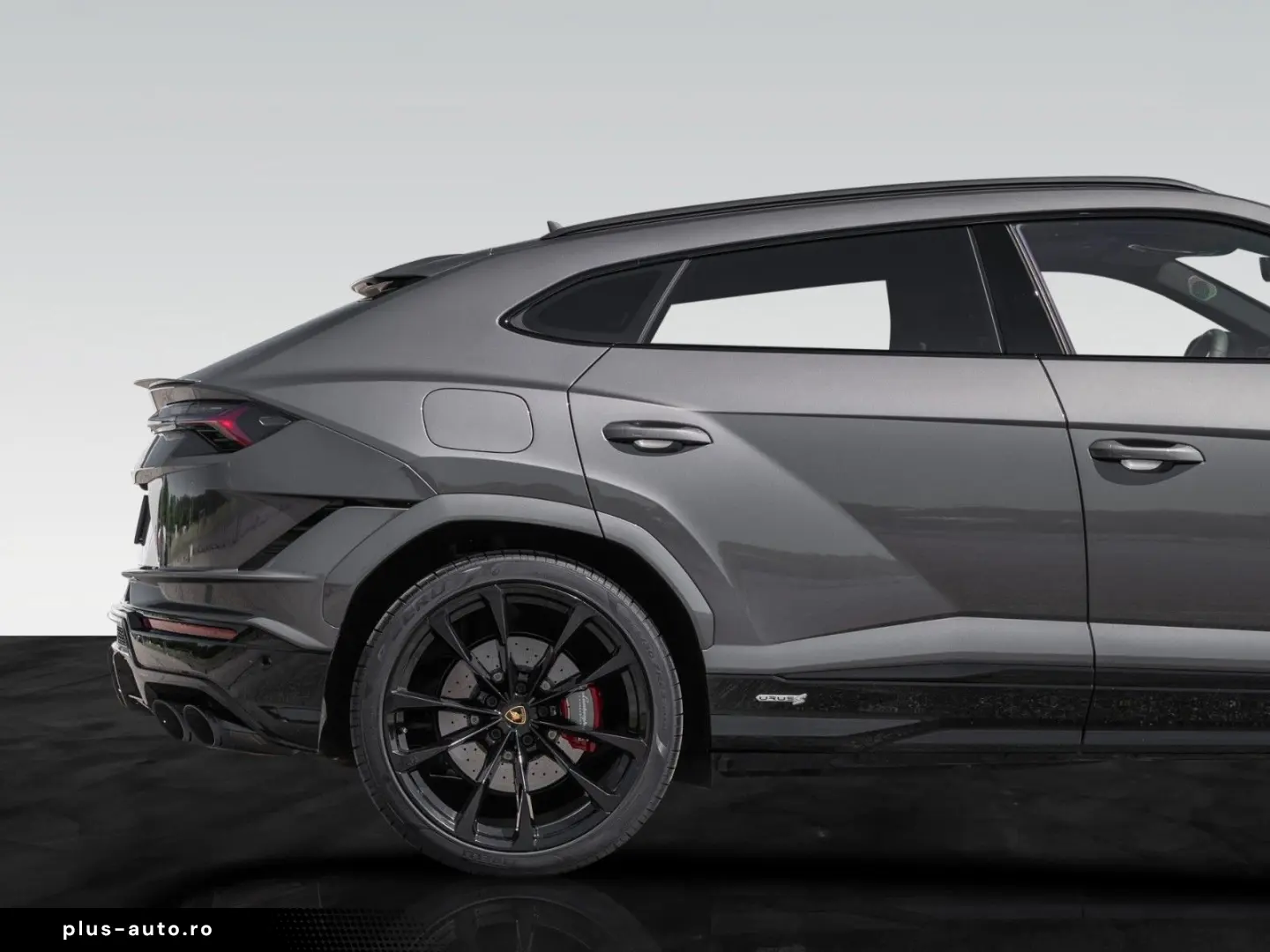 LAMBORGHINI Urus S   Panoramic Roof   Bicolor Interior