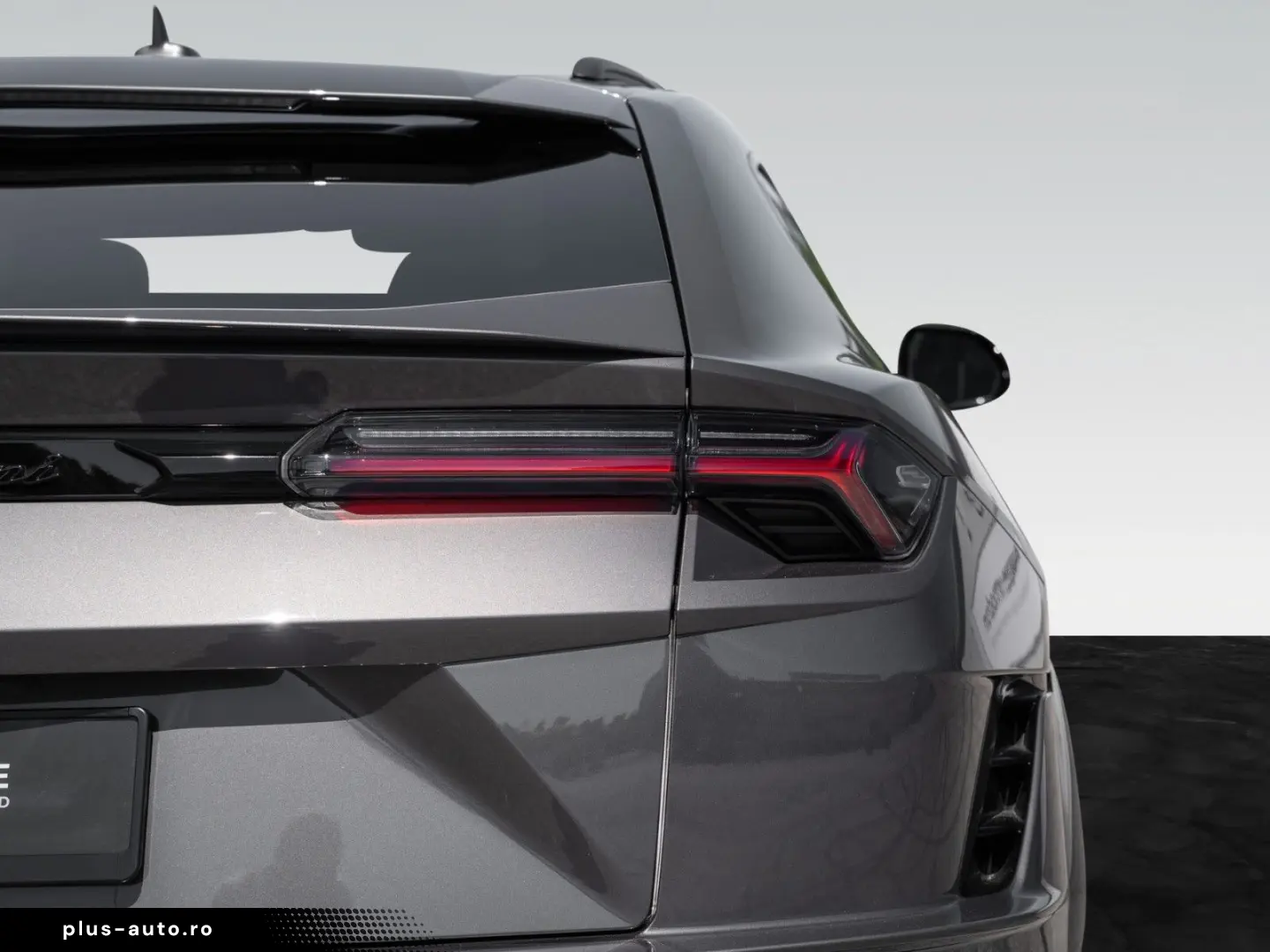 LAMBORGHINI Urus S   Panoramic Roof   Bicolor Interior
