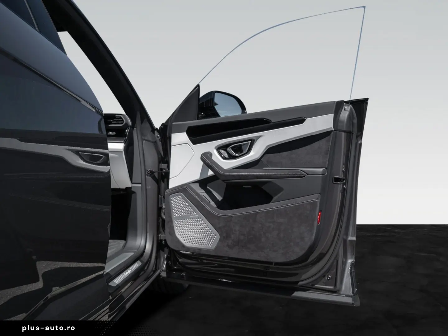 LAMBORGHINI Urus S   Panoramic Roof   Bicolor Interior