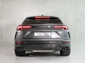 LAMBORGHINI Urus V8 Panorama Full Carbon Akrapovic