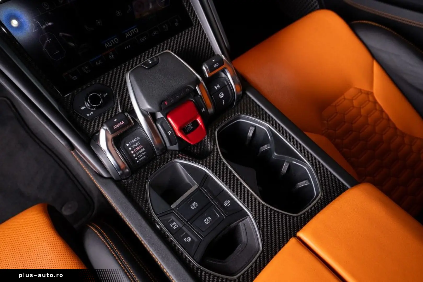 LAMBORGHINI Urus V8 Panorama Full Carbon Akrapovic