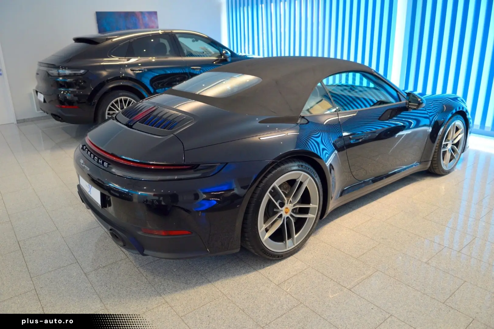 PORSCHE 992.2 Carrera Cabrio   21 -Zoll   Sportauspuff