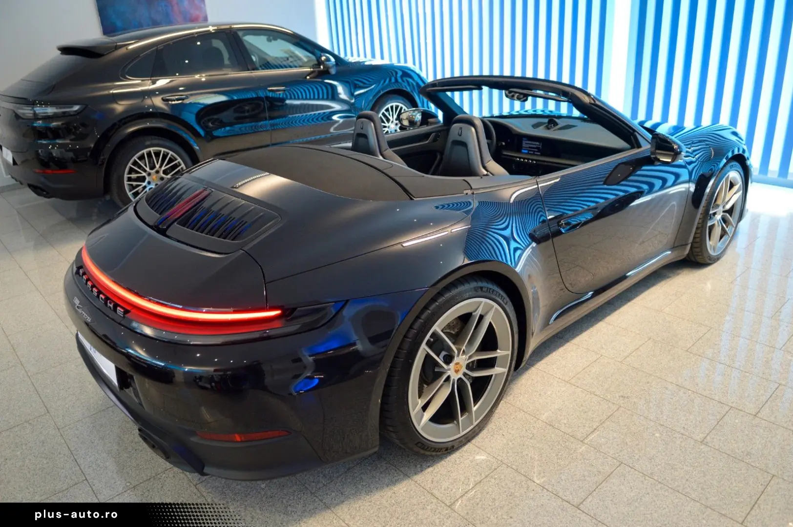 PORSCHE 992.2 Carrera Cabrio   21 -Zoll   Sportauspuff