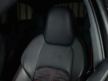 AUDI RS6 Avant Performance quattro  B&O  HD  Tour  Ci