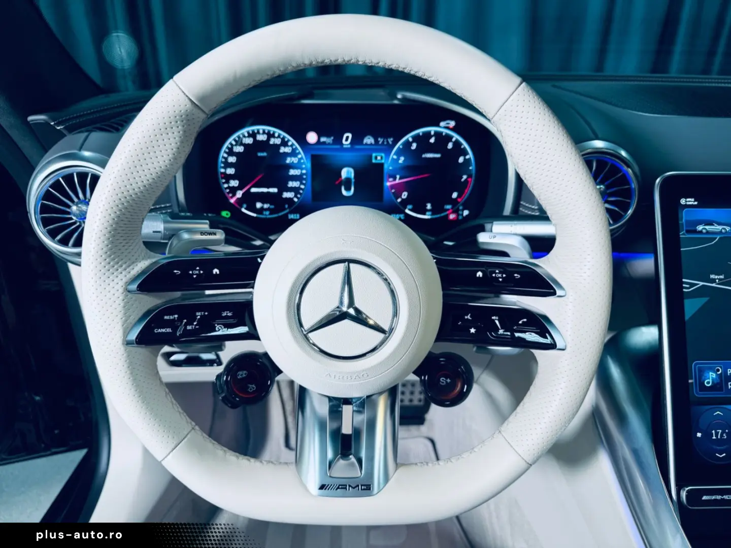 MERCEDES-BENZ SL 63 AMG 4Matic LIFT MANUFAKTUR PREMIUM