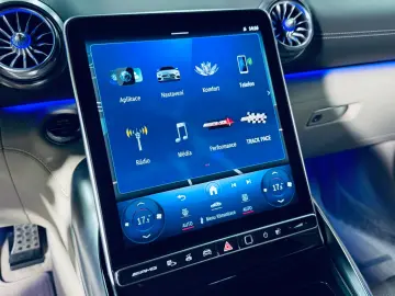 MERCEDES-BENZ SL 63 AMG 4Matic LIFT MANUFAKTUR PREMIUM