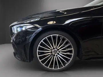 MERCEDES-BENZ CLS 300 d 4M
