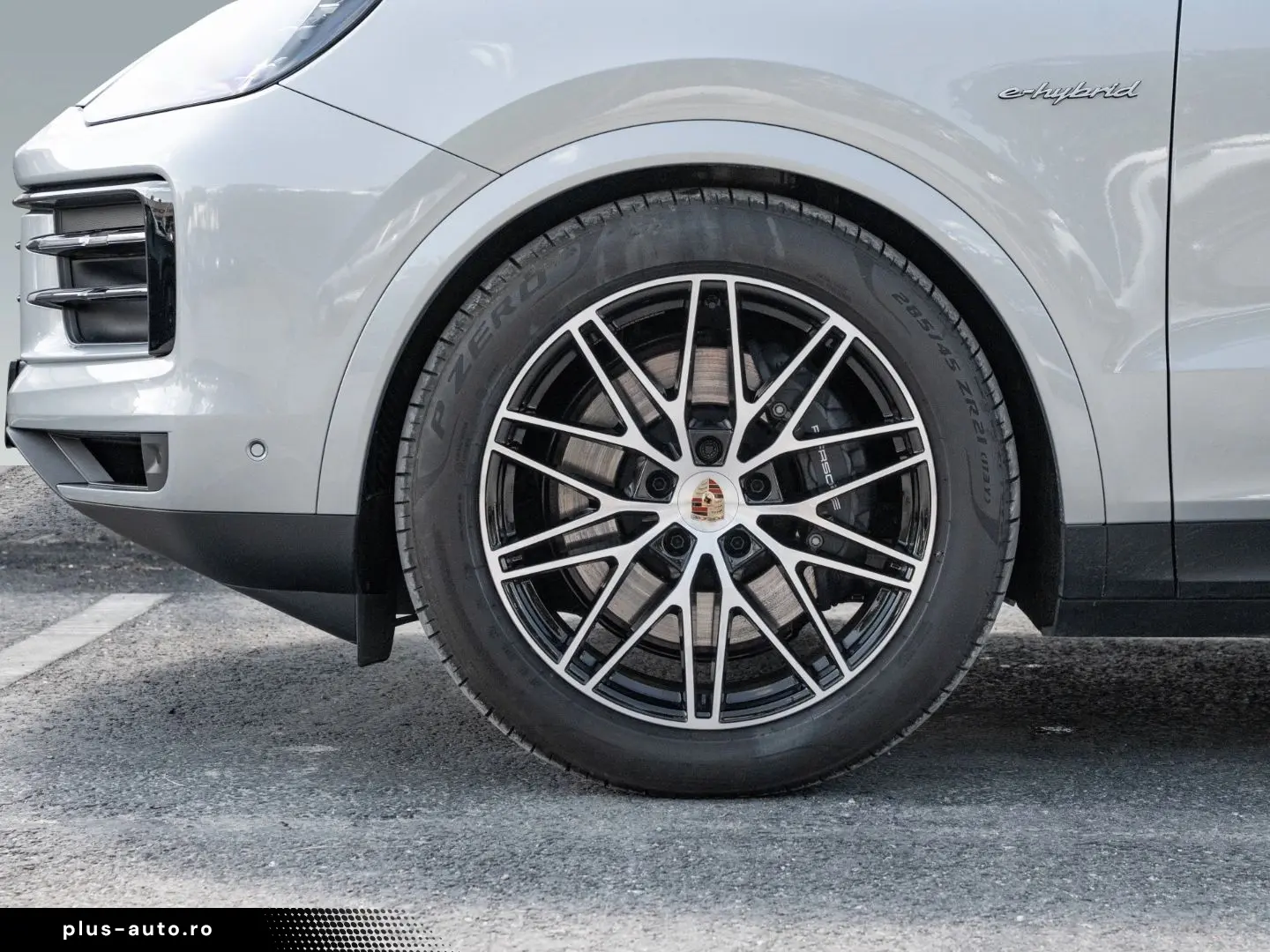 PORSCHE Cayenne E-Hybrid Sportabgasanlage 21-Zoll HUD