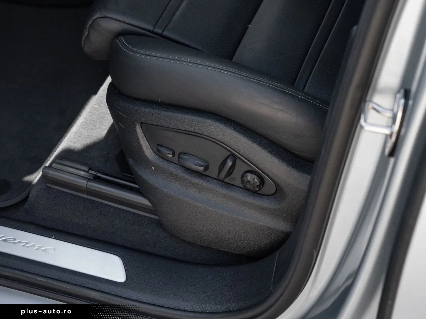PORSCHE Cayenne E-Hybrid Sportabgasanlage 21-Zoll HUD