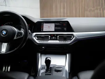 BMW 420d M-Sport Pro   H&K   Business   LED   Adapt.
