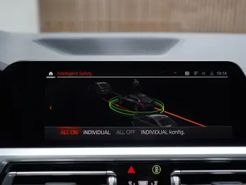BMW 420d M-Sport Pro   H&K   Business   LED   Adapt.
