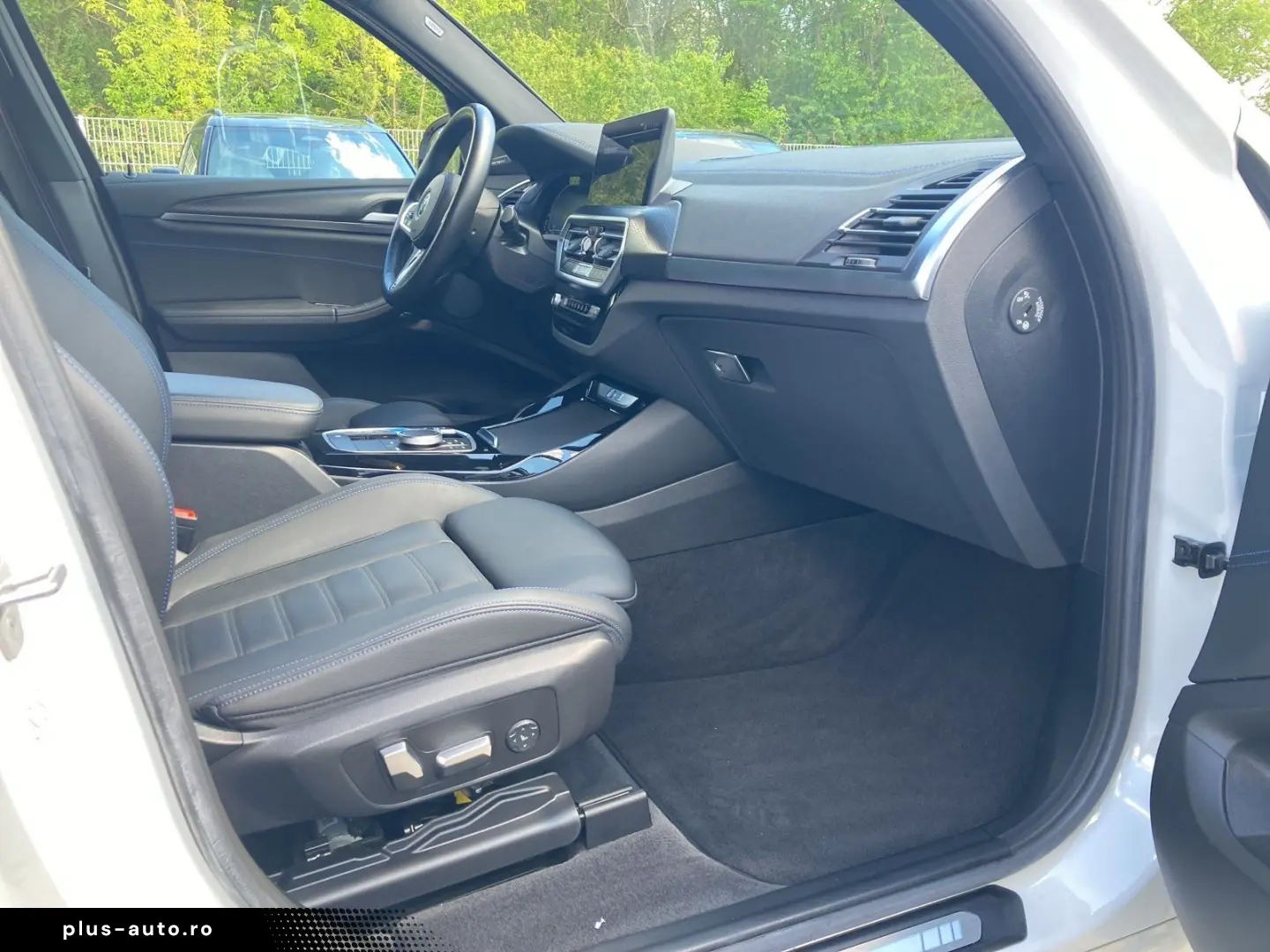 BMW iX3 IMPRESSIVE HEAD-UP H&K AHK LASER
