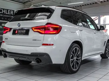 BMW X3 xDrive30d M-SPORT Pano Akustik Glas R-Kam 20