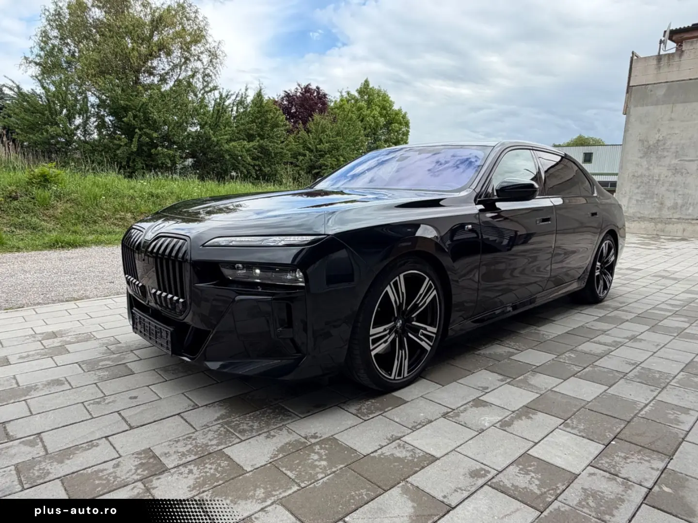 BMW 740d xDrive MSport Chaufer Fondenter Pano B&W